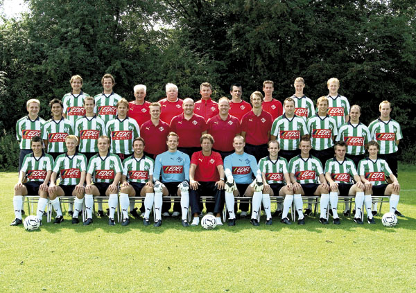 De selectie van Sportclub Genemuiden voor het seizoen 2006-2007 (&copy; Sportclub Genemuiden)