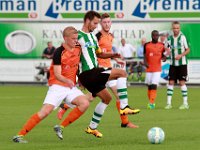 033 2016 Genemuiden Oranje Nassau  03-09-2016: Voetbal: SC Genemuiden v Oranje Nassau: Genemuiden / Thijs Gerlofs (l) of Oranje Nassau, Anne van der Kolk (r) of Genemuiden / Hoofdklasse B zaterdagamateurvoetbal /